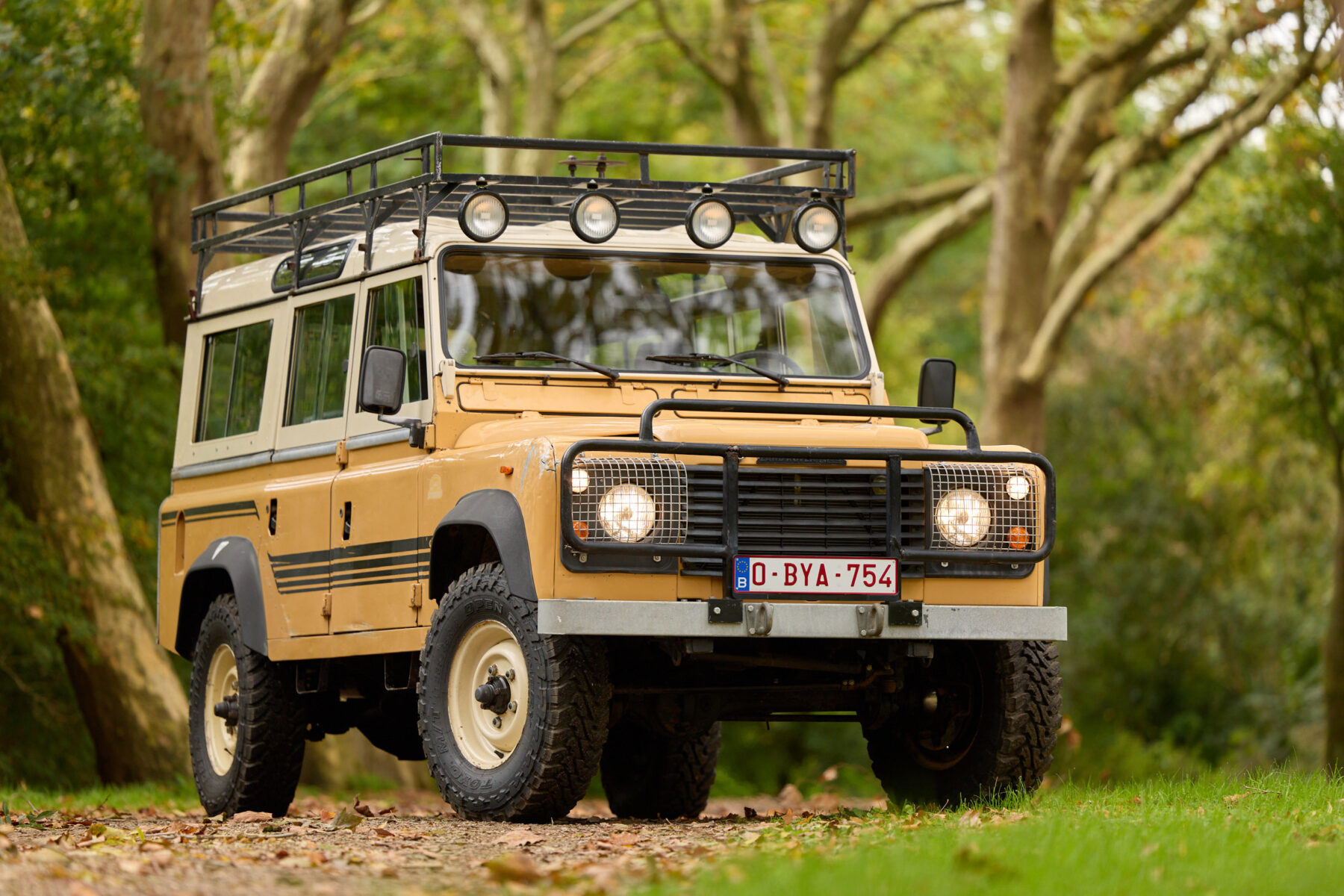 camel land rover one ten 1984