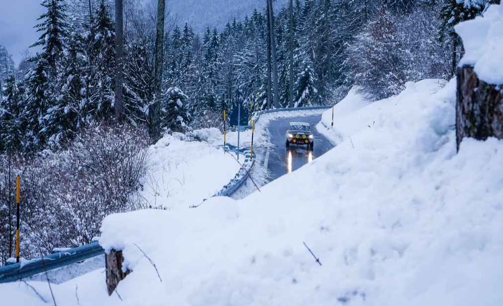 wintertrial rally snow daf 55 marathon