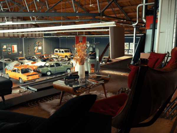 classic cars auto memorabilia workshop