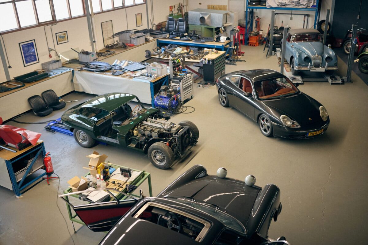 classic car workshop jaguar e type maintenance
