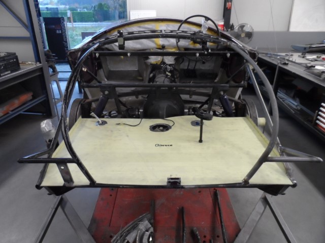 oldtimer tube frame damage repair