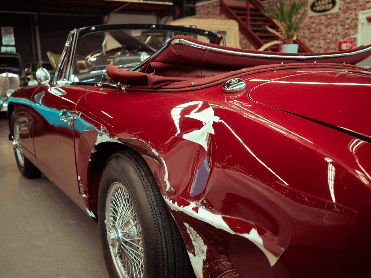 Classic cars damage repair while maintaining value